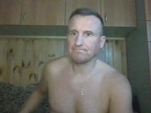 Maksymilian1 live sex cam