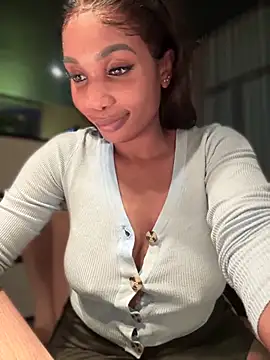 ___Nessa live sex cam