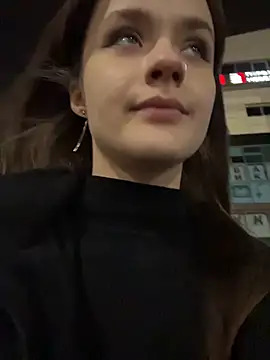 KittyQueeny live sex cam