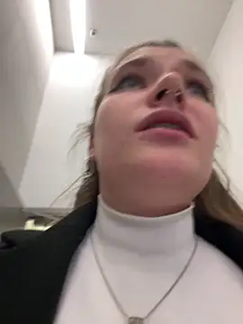 Holy_Tereza live sex cam