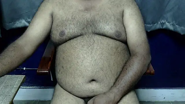 hairysubcub_70's cam snapshot