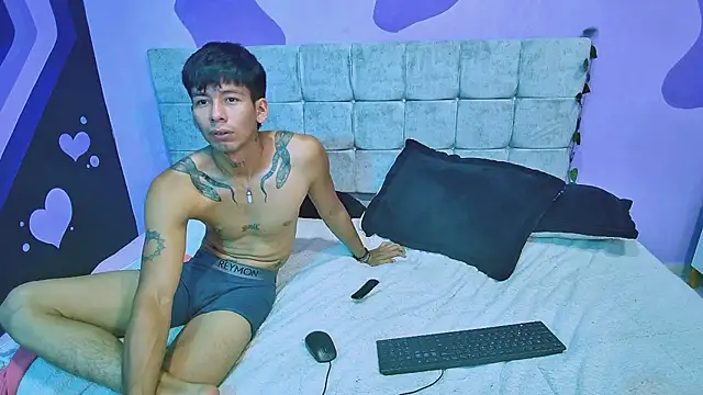DESIREDARKX69's web cam