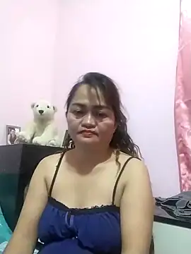 hotmommm4you's web cam