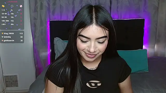 eva_six's Stripchat show and profile