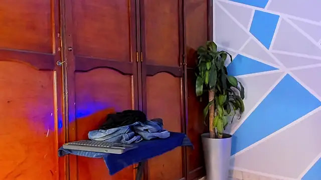 ArthurCox live sex cam