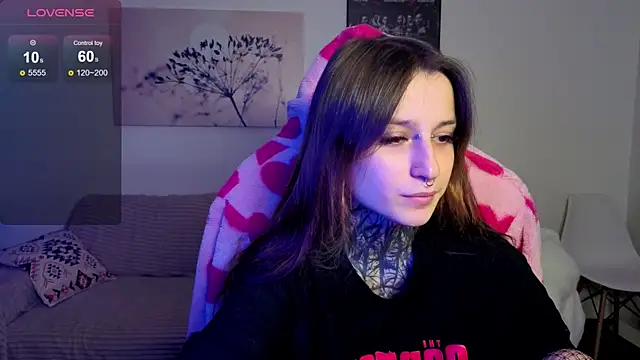 LilithPoison live sex cam