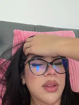 RoseCassie live sex cam