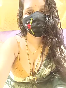 Rising_Smiler live sex cam