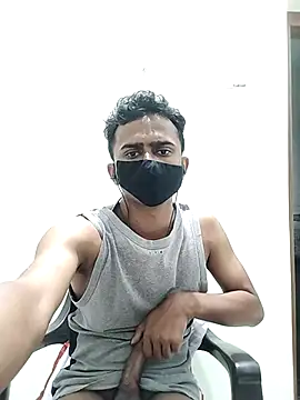 Horneyboy_7's web cam