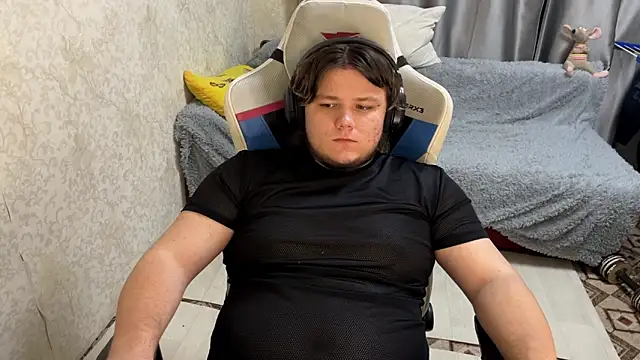 desiredude9 live sex cam