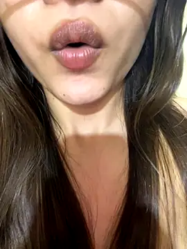 Sofiyaa_39 live sex cam