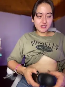 Camila_pinkk live sex cam