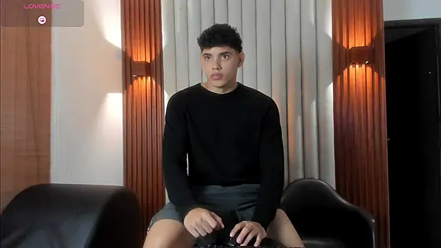 Justin_mack live sex cam