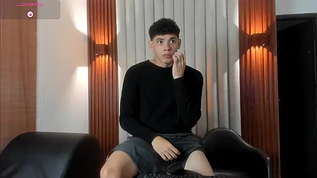 Justin_mack live sex cam