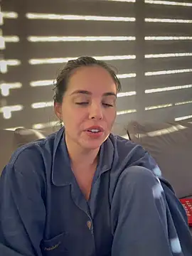 Alirawrz live sex cam