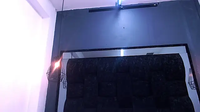 AndreaGil_ live sex cam