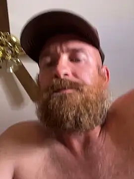 32XRedBeard live sex cam