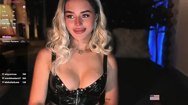 ZyraGoddes live sex cam