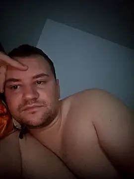 KarlosCarutox live sex cam