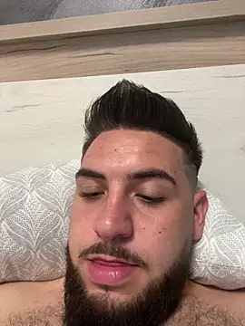 MilanYaman live sex cam