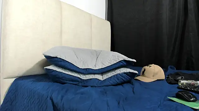 Hector_21_ live sex cam
