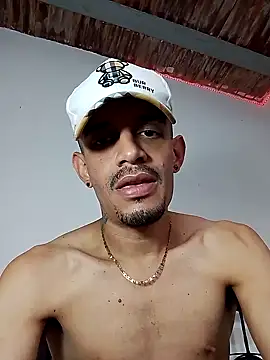 LATINMONSTER26CM live sex cam