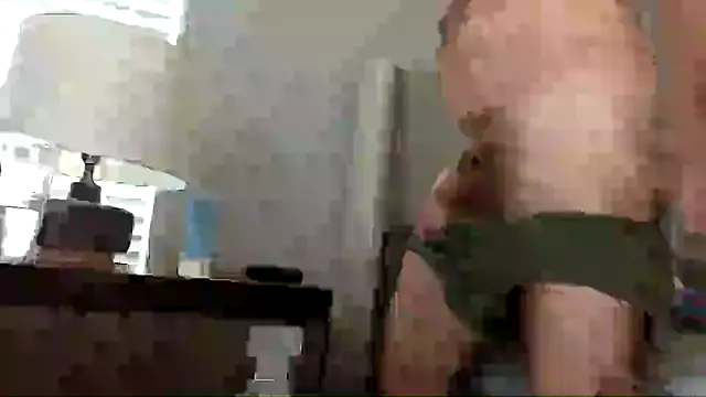 Bronco9602 live sex cam
