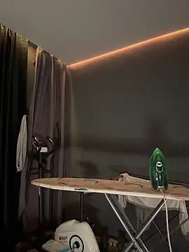 Bastet live sex cam