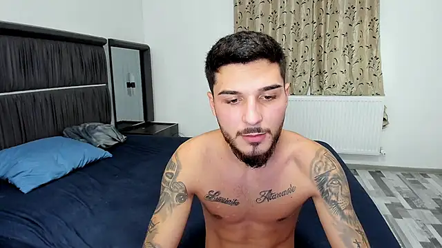 ZaraBliss3 live sex cam