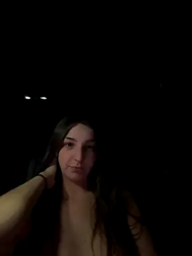 DoriDeluxe66 live sex cam