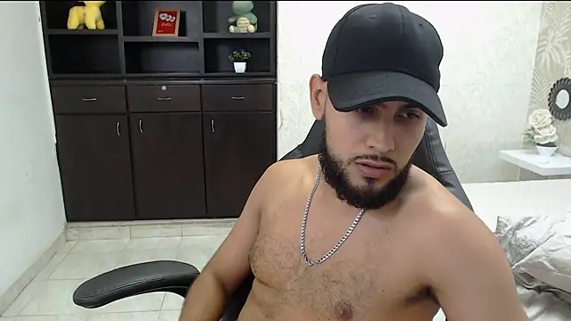 Marcus_Soler live sex cam