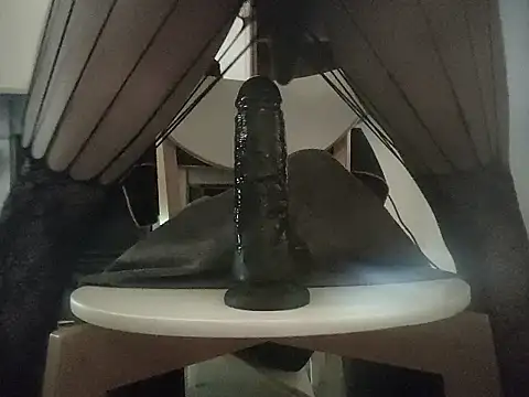 MystiqueRider live sex cam
