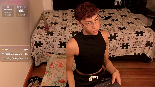 owen_sexy25 live sex cam