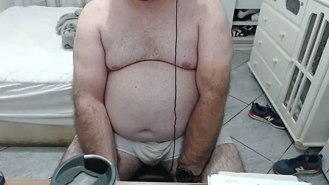MysterBearMG live sex cam