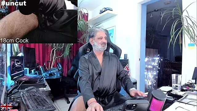 OnlineBossUK live sex cam