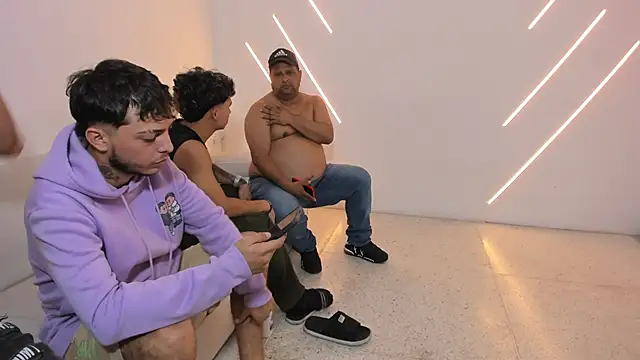 brutal_sex_room2k live sex cam