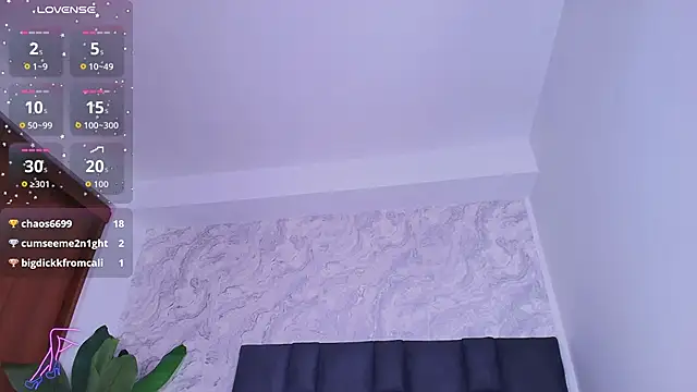 mishell-'s web cam