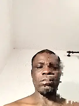 Kwasi-a live sex cam
