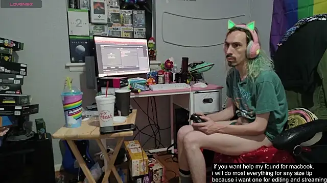 tallnerdyguy live sex cam