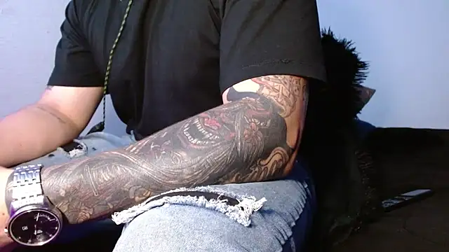 Lliam_2 live sex cam