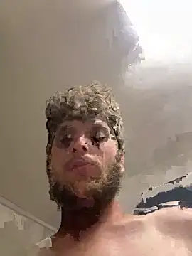 peytonrides71's web cam