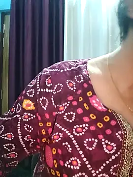 Aishwaryaa_69 live sex cam