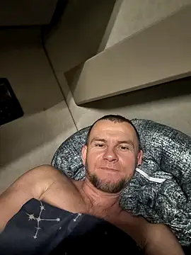RoadDaddyXL live sex cam