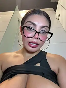 zui_lu live sex cam