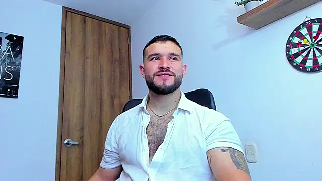 AndrewDiaz live sex cam