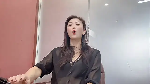 Maneki-nekoo live sex cam