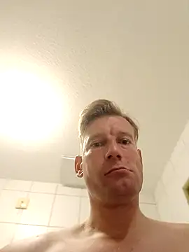 MArciQuarky live sex cam