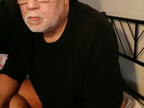 100Tauros live sex cam