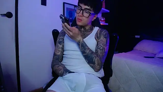 jung_dragon live sex cam