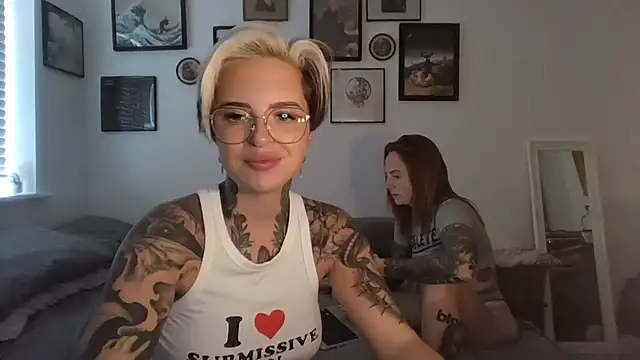 Alexandersonxo live sex cam